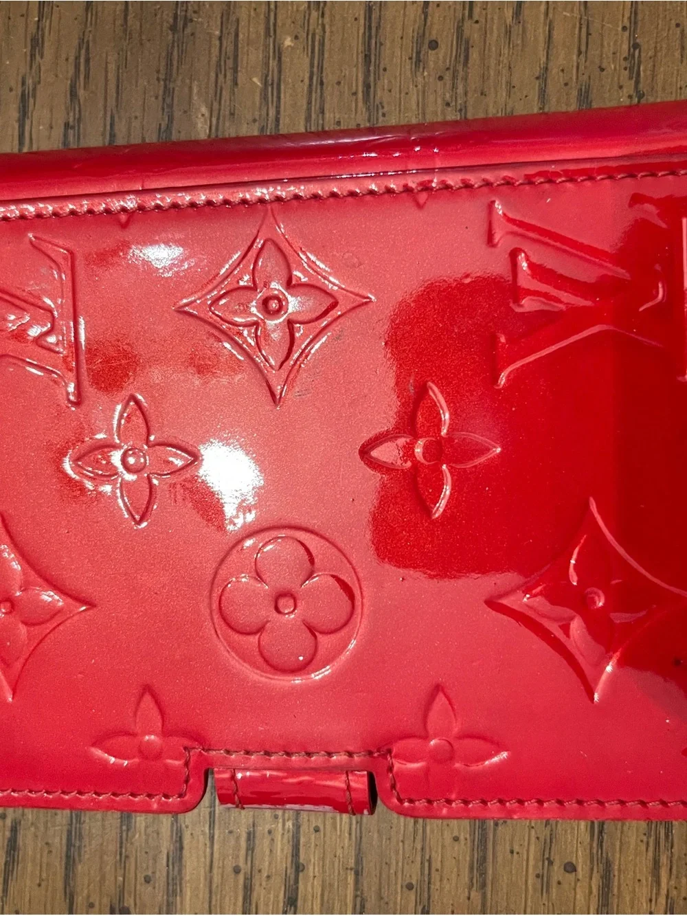 Louis Vuitton Red Vintage Monogram Vernis Palm Pilot Cover